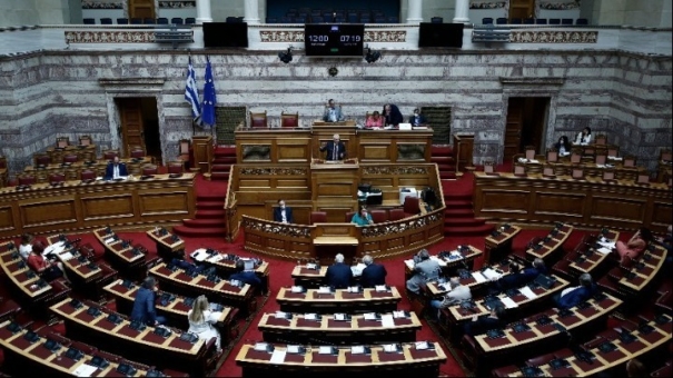 Βουλή: Αναλυτικά η τροπολογία που κατατέθηκε για τα τρία μέτρα κατά της ακρίβειας