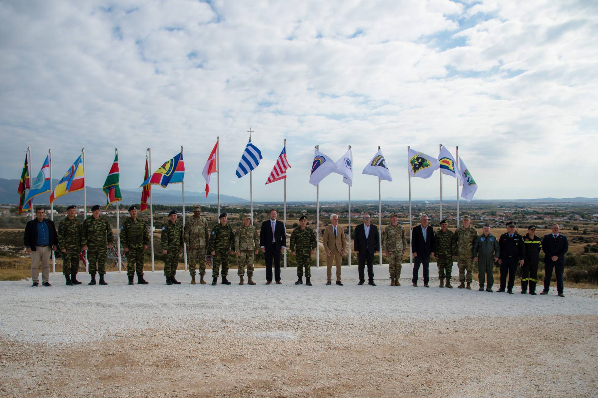 «Ολυμπιακή Συνεργασία 2022»: Ολοκληρώθηκε η στρατιωτική άσκηση Ελλάδας – ΗΠΑ (βίντεο)