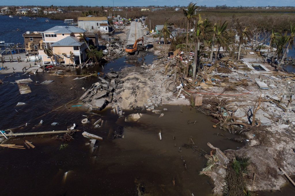 ΗΠΑ: Ξεπέρασαν τους 100 οι νεκροί από τον κυκλώνα Ίαν