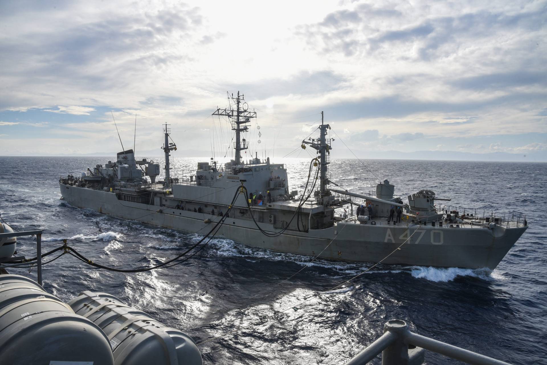 Επιχειρήσεις «Λόγχη 3/22» και «Αναγνώριση Ακτών»: Εκπαίδευση μονάδων του Πολεμικού Ναυτικού σε Αιγαίο &amp; Μυρτώο – Δείτε φωτογραφίες