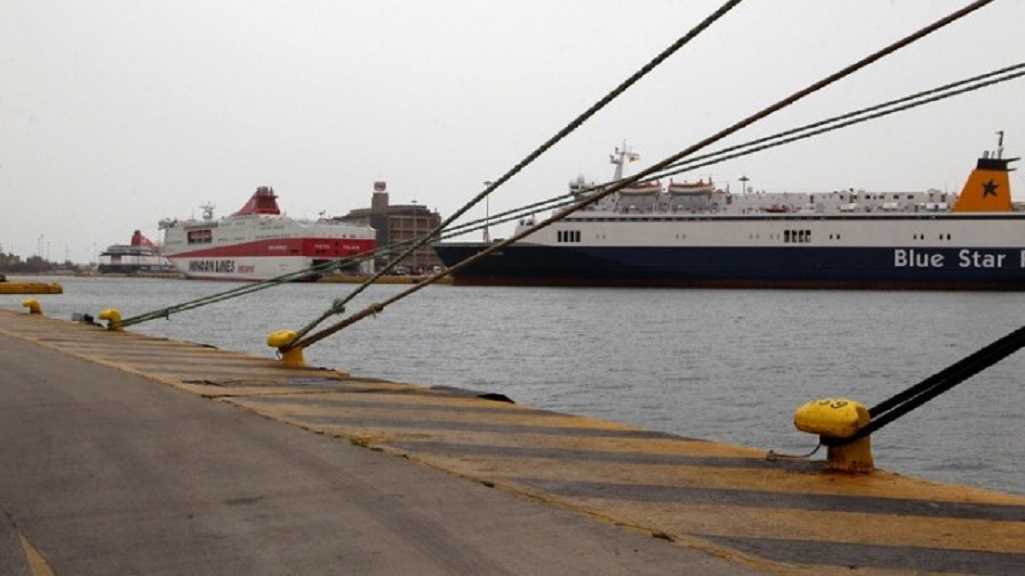 Κανονικά διεξάγονται τα δρομολόγια των πλοίων από το λιμάνι του Πειραιά