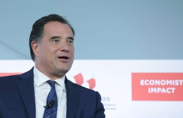 Άδωνις Γεωργιάδης στο συνέδριο του Economist: Σημαντικός στόχος η κατάρτιση των εργαζομένων