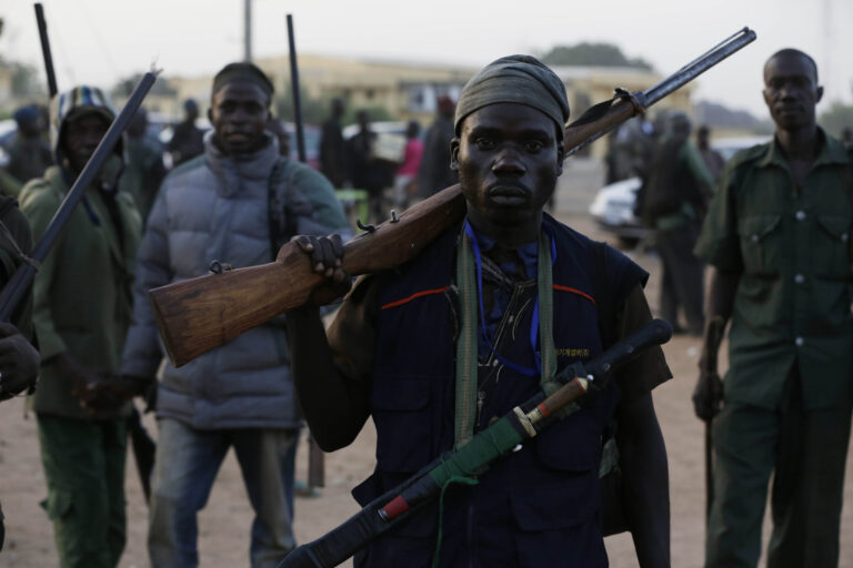Νιγηρία: Ενοπλοι απήγαγαν πάνω από 50 χωρικούς, στην πλειονότητά τους γυναικόπαιδα