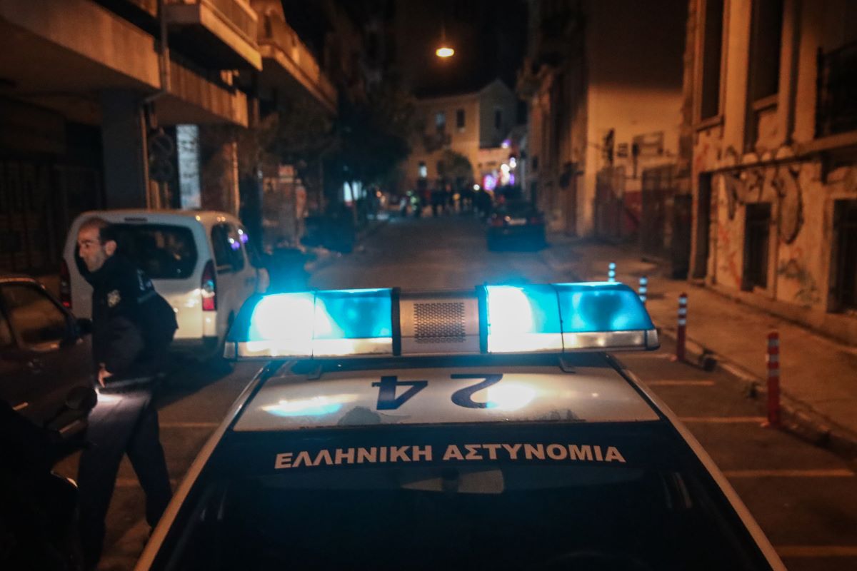 Ευκαρπία: Πυροβολισμοί σε πάρκινγκ σούπερ μάρκετ στη Θεσσαλονίκη – Βρέθηκαν τρεις κάλυκες