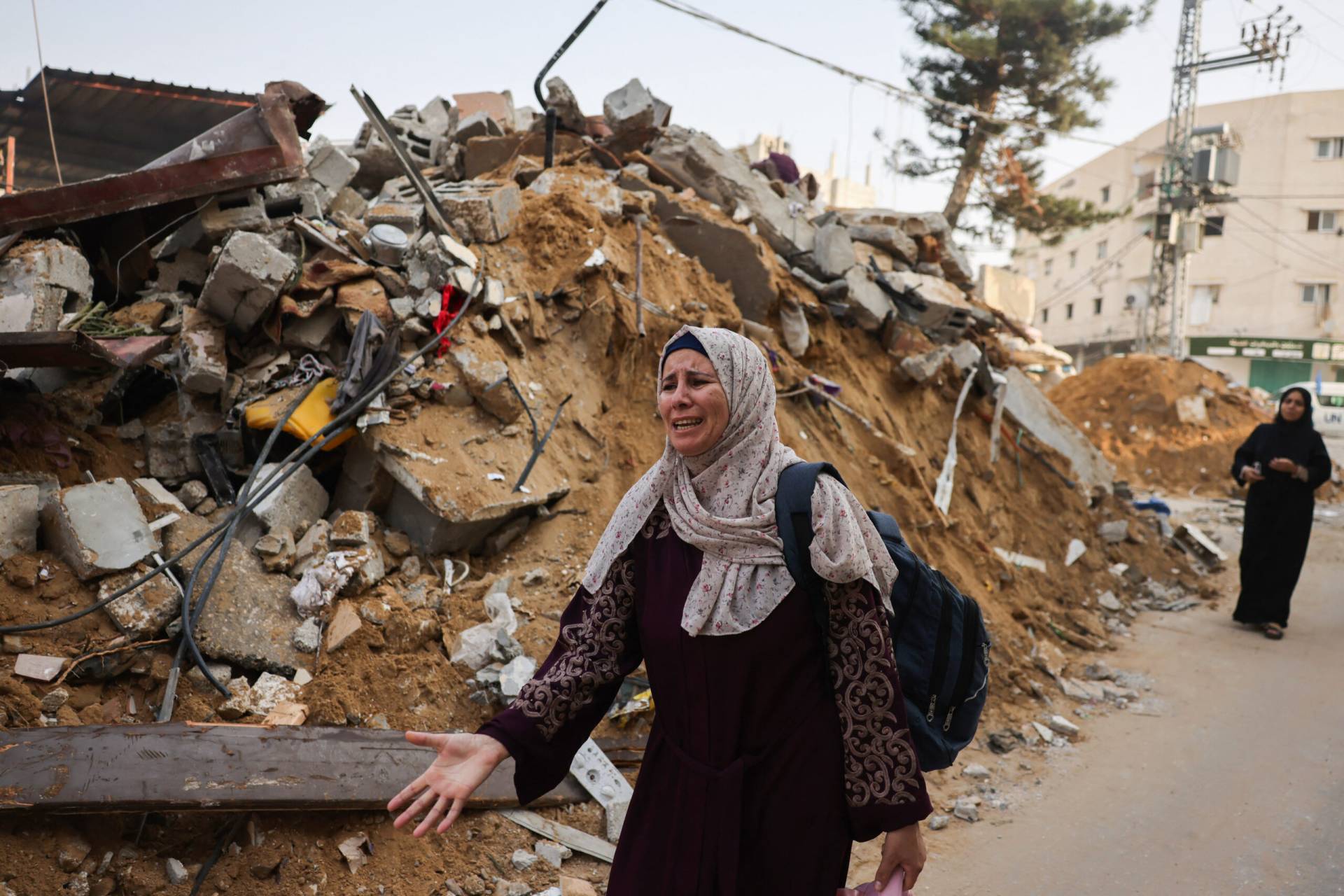Mε φέιγ-βολάν ζητά ο ισραηλινός στρατός πληροφορίες από Παλαιστινίους για τους 220 ομήρους στη Γάζα – Δίνει αμοιβή