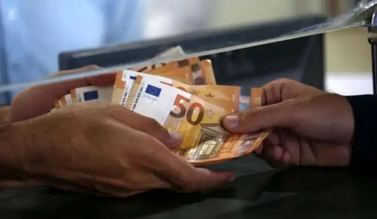 Β. Σπανάκης: Η κυβέρνηση παρέλαβε τον κατώτατο μισθό στα 650 ευρώ και τον έχει αυξήσει στα 830 ευρώ