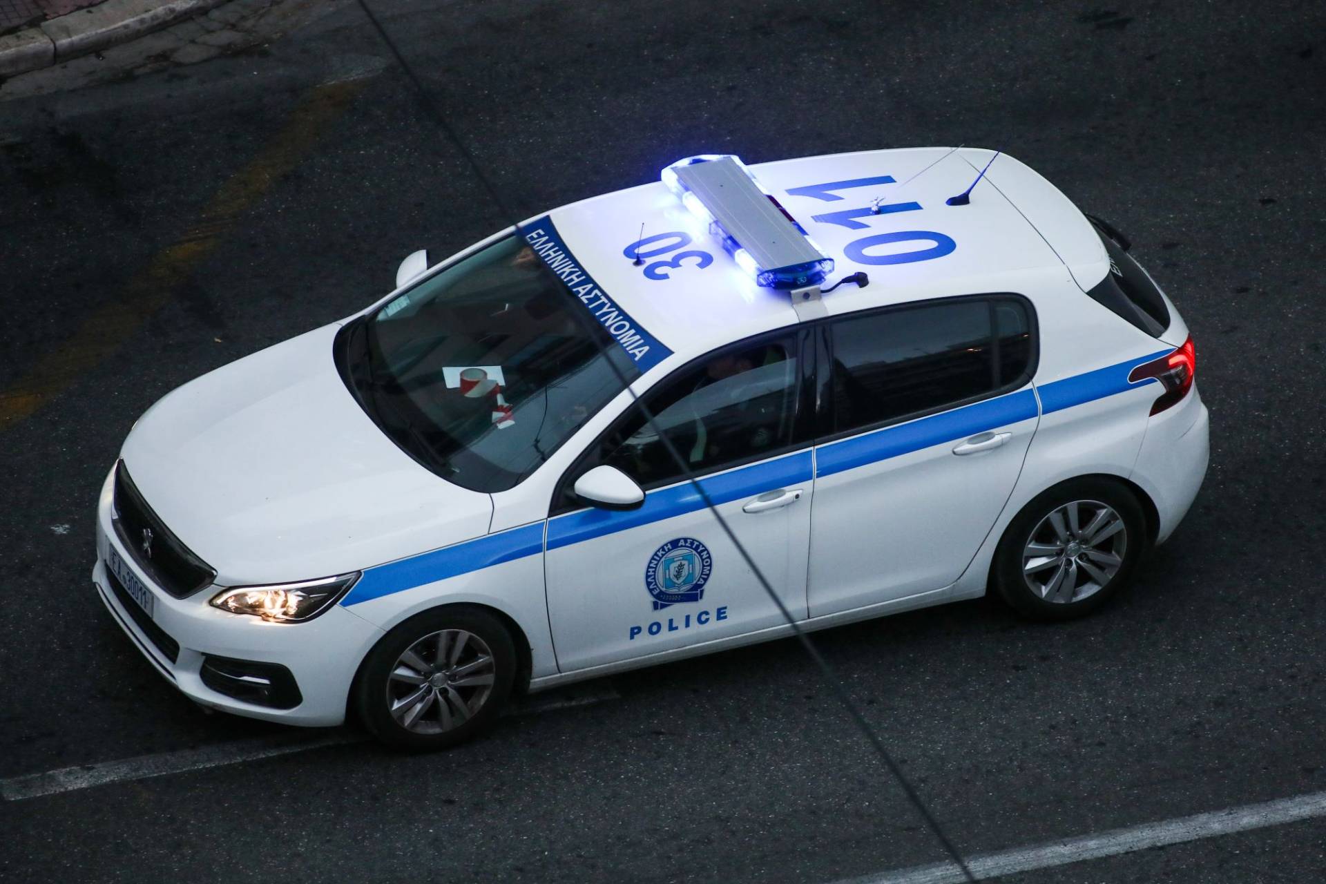 Τραυματισμοί και συλλήψεις σε συμπλοκή οπαδών ΠΑΟΚ και &#8216;Αρη στη Θεσσαλονίκη
