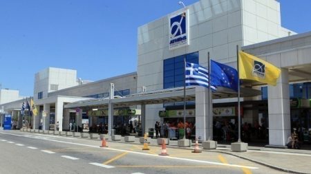 Διεθνής Αερολιμένας Αθηνών: Πρόσω ολοταχώς για χρονιά ρεκόρ στην επιβατική κίνηση