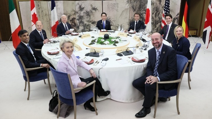 g7