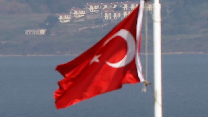 w15 92820turkeyshipflag