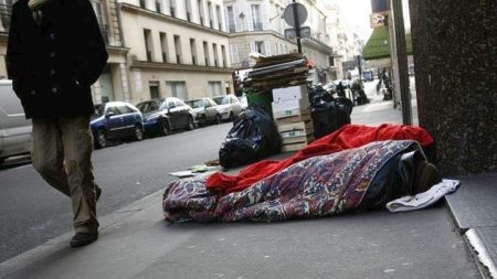 astegoi w05 194825w07104447w21162913homelessparis