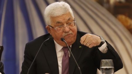 w06 55342w06225138w12174223w09233149palestinianpresidentmahmoudabbas