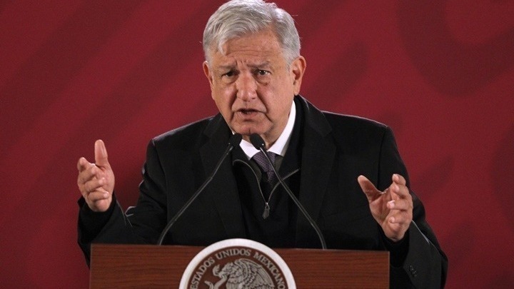 w16 72046w0563624w2570803obrador